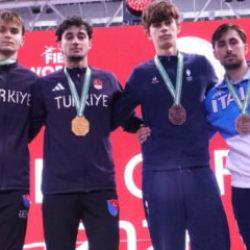 Milli sporcular finalde kapıştı! Altın da bizim, g&uuml;m&uuml;ş de