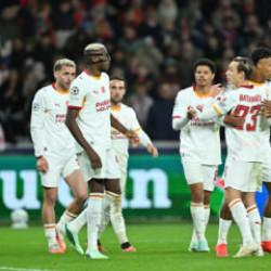 Aslan Fransa'da k&uuml;kredi! Şampiyonlar Ligi'nde rakibine gol yağdırdı