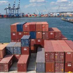 T&uuml;rkiye'nin 9 aylık ihracat karnesi: 211 milyar dolarla t&uuml;m zamanların rekoru