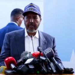 Somali Cumhurbaşkanı Mahmud, &Ccedil;ağrı Bey sondaj gemisini ziyaret etti