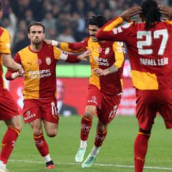 Aslan Konya'da k&uuml;kredi! Gol olup yağdılar