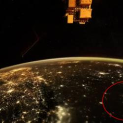 Astronotlar kaydetti: Rusya'nın Kiev'i bombaladığı anlar uzay kamerasında!