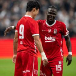 Beşiktaş'ta zaferin mimarları konuştu! Oh'tan, Vlahovic s&ouml;zleri