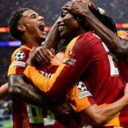 Galatasaray-Stutgart ma&ccedil;ı şifresiz mi, hangi kanalda ve saat ka&ccedil;ta?