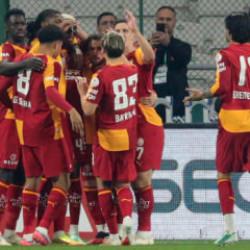 Galatasaray'ın yıldızlarından galibiyet yorumu