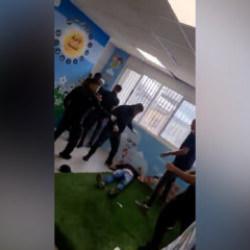 İsrail sandık başında birbirine girdi! Oy merkezindeki kavga kamerada