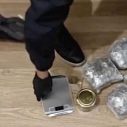 İstanbul&rsquo;da uyuşturucu operasyonları: 44 kilo 399 gram uyuşturucu madde ele ge&ccedil;irildi