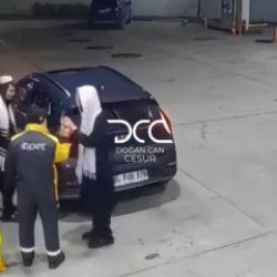 İzmir'den sonra İstanbul'da ortaya &ccedil;ıktılar: Hasidik Yahudilerin ilgin&ccedil; anları!