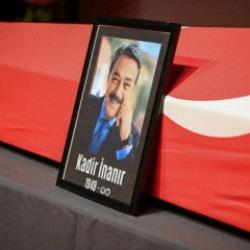 J&uuml;lide Kural, Kadir İnanır&rsquo;ın mirasını tek tek a&ccedil;ıkladı!