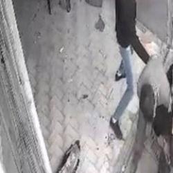 Kayseri'deki oto tamircisinde kanlı saldırı kamerada