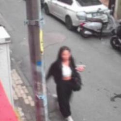 Şişli'de &ccedil;atıdan d&uuml;şen Kazakistanlı kadının son g&ouml;r&uuml;nt&uuml;leri ortaya &ccedil;ıktı