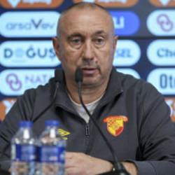 Stanimir Stoilov'dan Fenerbah&ccedil;e yorumu: Benim işim değil!