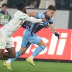 S&uuml;per Lig'de Karadeniz derbisi! 'Fırtına' Rize'de de s&uuml;recek mi?