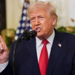 Trump'tan olay s&ouml;zler: Bazı aptallar yaptırım istiyor