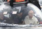 Putin Karadeniz'in derinliklerine daldı