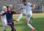 Akhisar 1. Lig ekibine tek attı