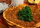 Bakın lahmacun diye ne yiyoruz!