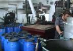 Binlerce yıl önceki sistemle zeytinyağı üretimi