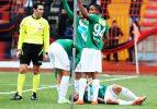 Bursaspor'a kupa ma&ccedil;ında 2 şok birden!