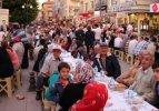 Çankırı'da 1 kilometrelik iftar sofrası