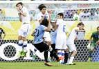 Cavani, Buffon'u frikikten avladı! / İZLE