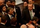 Erdoğan'la birlikte Gül ve Özel de salonu terk etti
