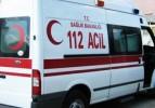 G&ouml;stericilerden ambulans şof&ouml;r&uuml;ne lin&ccedil; girişimi