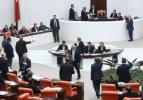 İ&ccedil; G&uuml;venlik Paketi Meclis'ten ge&ccedil;ti