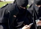İki üniversitede burka yasaklandı