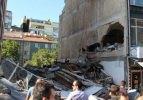 İstanbul’da 5 katlı bir bina çöktü