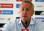 Johan Cruyff g&ouml;revinden istifa etti!