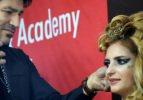 2015 saç ve makyaj modasını tanıttılar