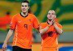 Kadro açıklandı! Sneijder ve Van Persie...