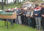 Anne ve bebeği aynı mezara defnedildi