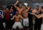Kasımpaşalı futbolculardan galibiyet pozu