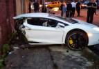 Lamborghini ikiye ayrıldı / VİDEO
