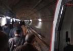 Marmaray'da ilk arıza! Boğaz'ın altından yürüdüler