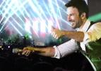 Tarkan'dan yeni rekor! Tam 12 hafta...