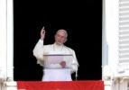 Papa'dan 'eşcinsel' özrü
