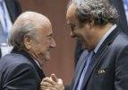 Platini ve Blatter'in görevleri askıya alınıyor