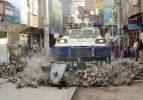 Polis, Diyarbakır'da barikatları böyle yıktı!