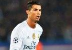 Ronaldo: Babam ölüm döşeğindeyken...