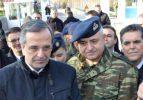 Samaras, Türkiye sınırına geldi