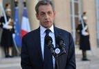 Sarkozy'den saldırı sonrası şüpheliler için öneri