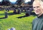 Steve Jobs’ın gizli mezarını bulmak için akın var!