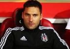 Bir skandal daha! Arnavut bayrağını gören Tosic...