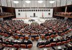 'Üç dönemlik' 23 AK Partili yeniden Meclis'te