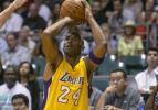 Lakers'ta Kobe Bryant geri döndü