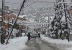 Yoğun kar yağışı Balkanlar'da da hayatı durdurdu