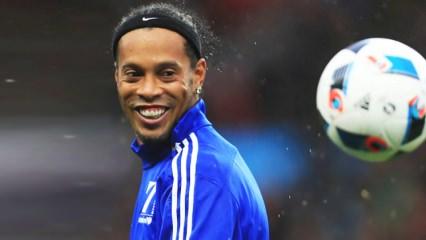 Ronaldinho bombası! Görüşmeler başladı